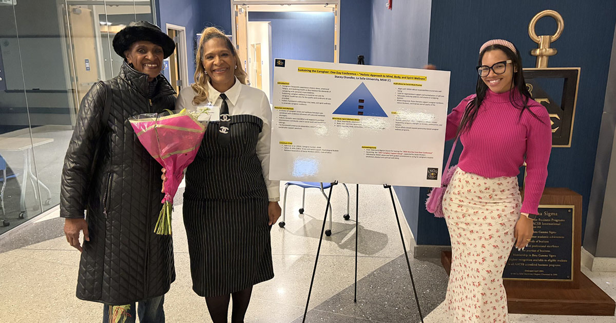 Stacey Chandler, MSW '26 (center)